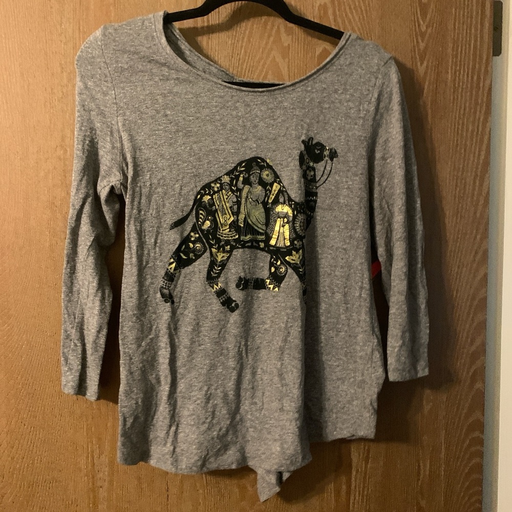 Lucky Brand grey and gold long sleeve blouse